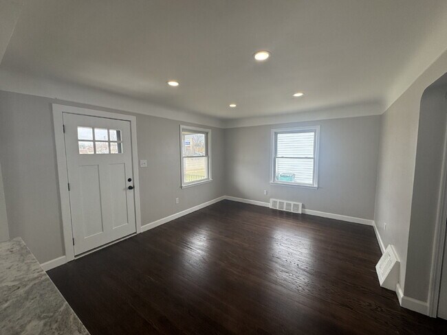 Photo - Spacious 3-Bed, 2-Bath Home in Berkley
