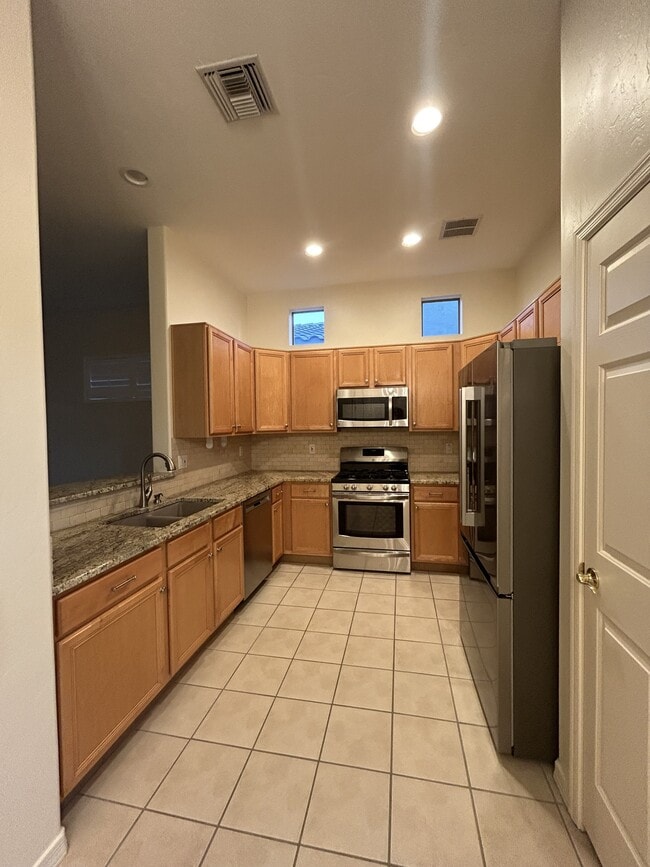 Photo - 5102 N Pinnacle Point Dr