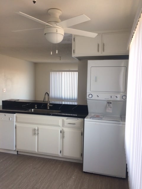 Photo - 11431 Cedar Avenue