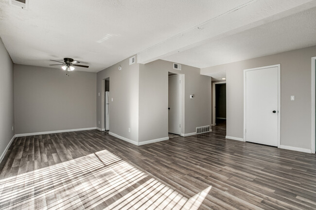 Photo - 3305 Wood Ave Condo Unit 29