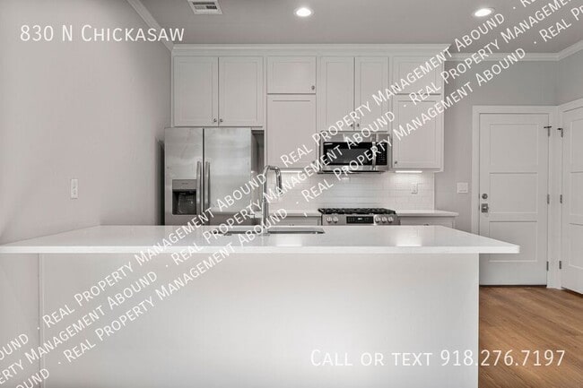 Photo - 830 N Chickasaw Ave