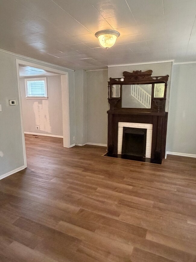 Photo - 276 S Harris Ave