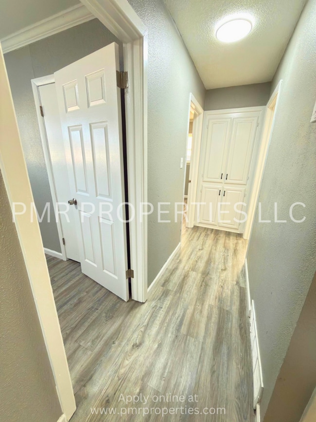 Photo - 4 Bedrooms / 1 Bathroom House