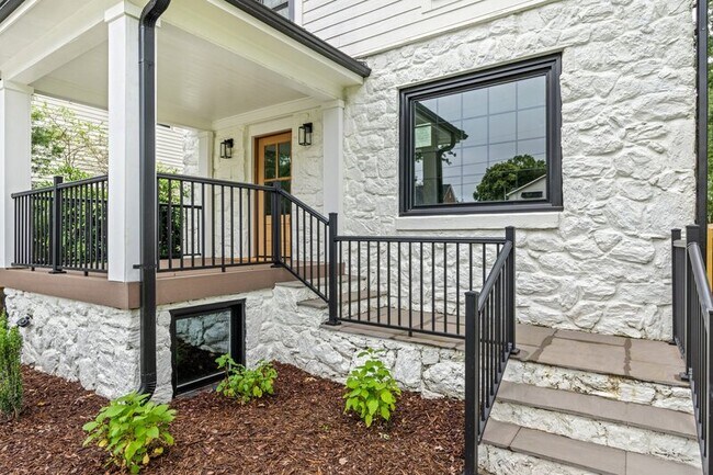 Photo - 28 Douglas Dr