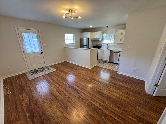 Photo - 262 McDonald Ave