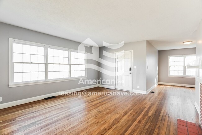 Photo - 4213 50th Ave N