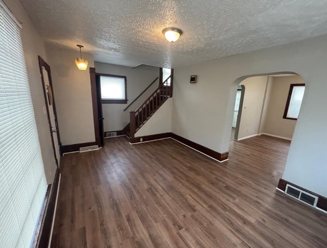 Photo - 2-Bedroom Apartment Available