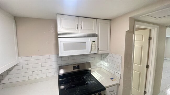 Photo - 125 Palm Pl Unit A