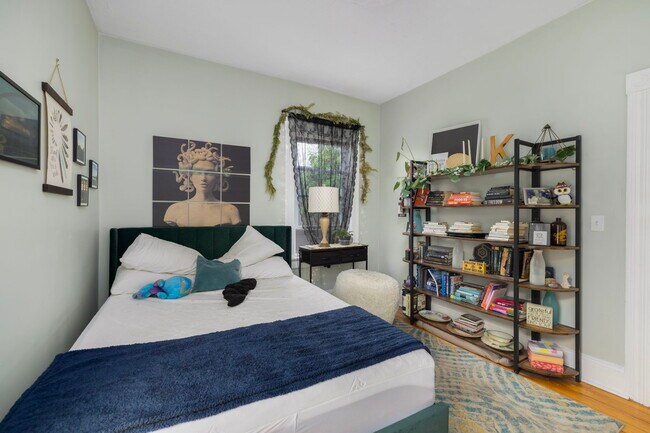 Photo - 56 Barton St Unit 2