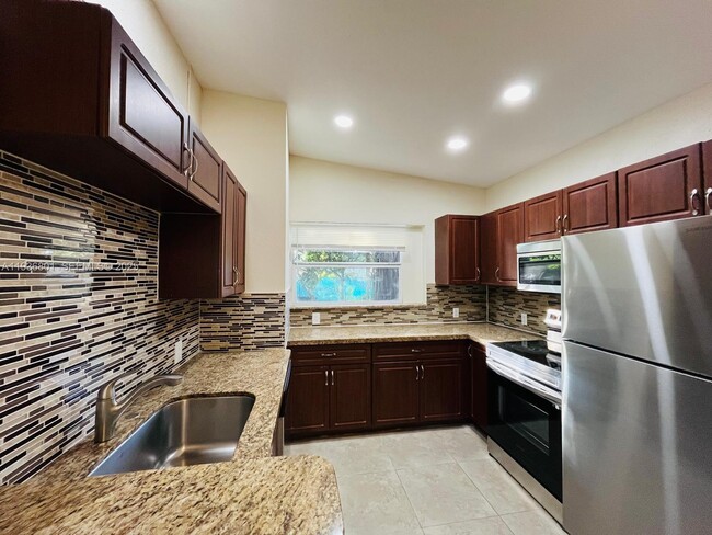 Photo - 501 Carolina Ave