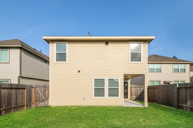 Photo - 17311 Desmond St