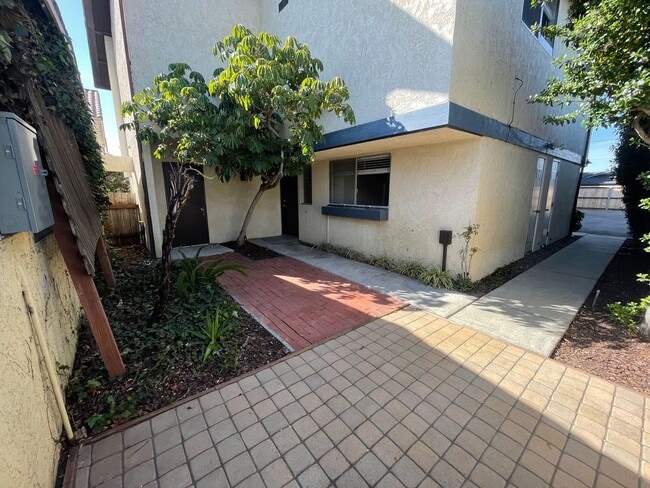 Photo - 540 S 5th St Unidad 544