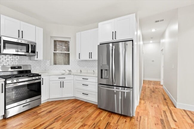 Photo - 6128 S Rhodes Ave Unit 1