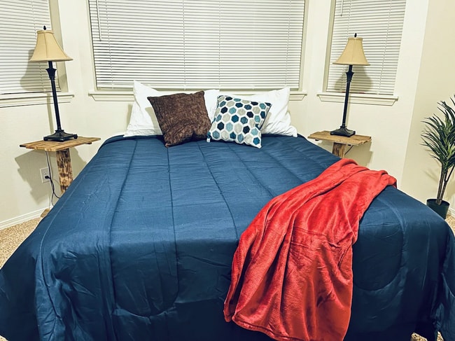 Bay Window Bedroom - 1200 Olney Ave SE
