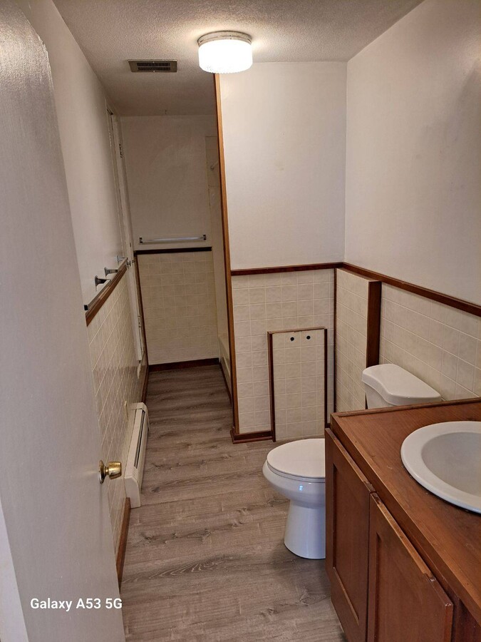 Photo - 604 White St SW