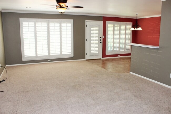 Photo - 347 Stone Hill Dr