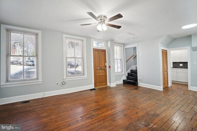 Photo - 4373 Cresson St