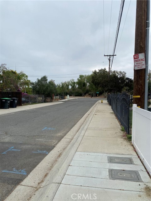 Photo - 26079 Juanita St