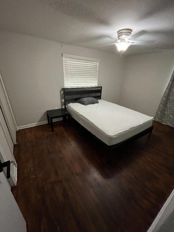 Building Photo - 740 Jenkins St