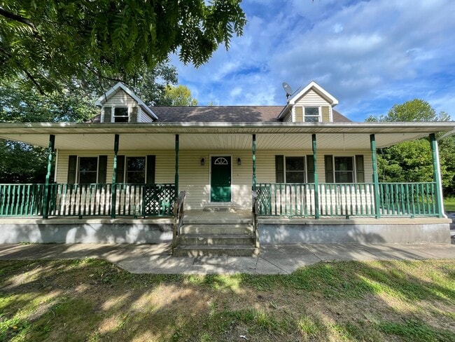 Building Photo - 227 Mill Rd