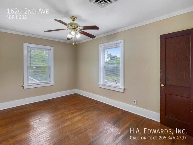 Photo - 1620 2nd Ave