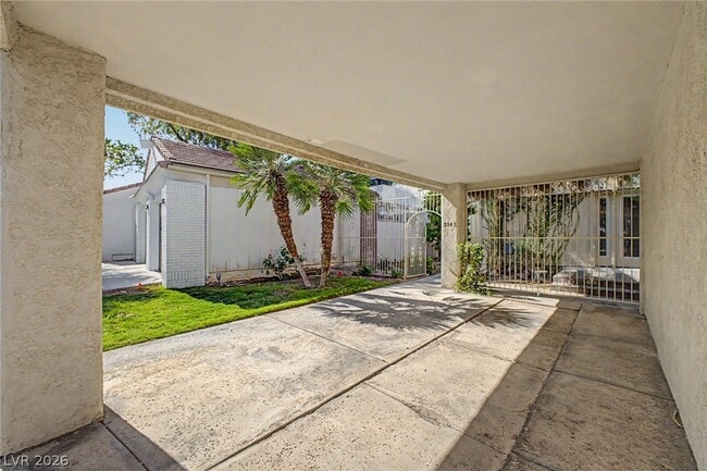 Photo - 3145 Bel Air Dr