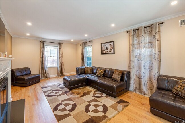 Photo - 179-29 Kildare Rd