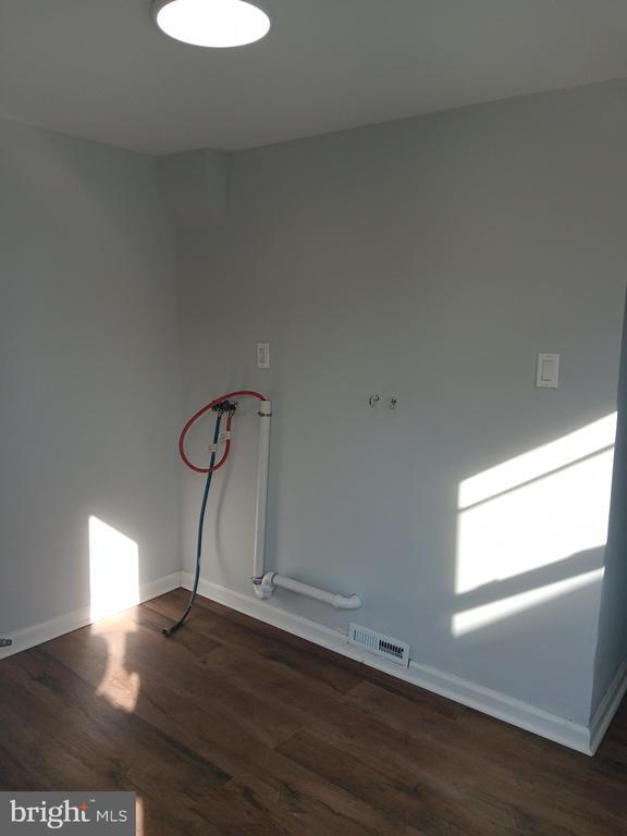 Photo - 1012 Potter St