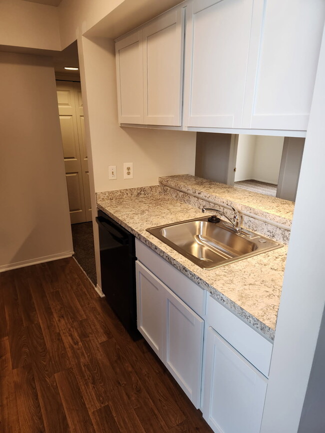 Premium 2.2 - Sparrow Wood Rental