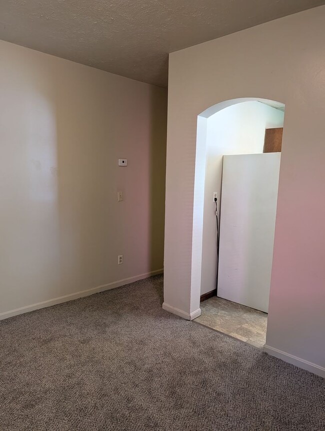 205 1/2 Montgomery