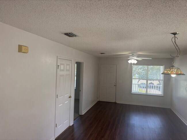 Photo - 567 Florosa Ct