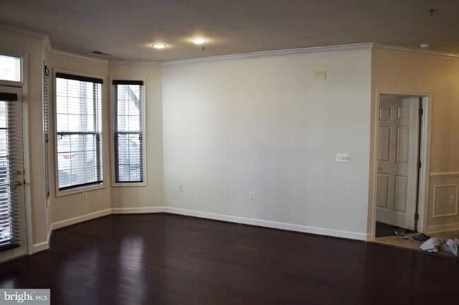 Photo - When luxury living, convenience and affordability converge the result is magical! Amazing location!