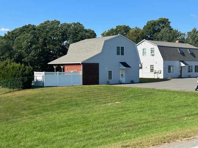 Photo - 524 W River Rd Unit 3