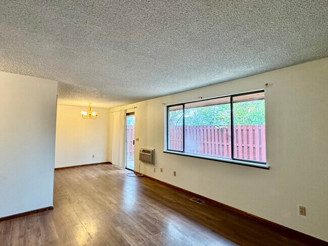 Photo - 510 E Dalke Ave