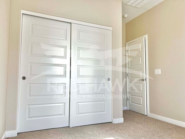 Photo - 4038 E Erie St