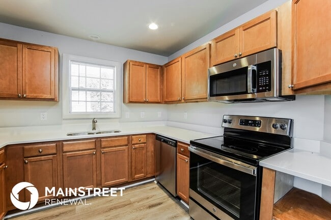 Photo - 338 Randolph Dr