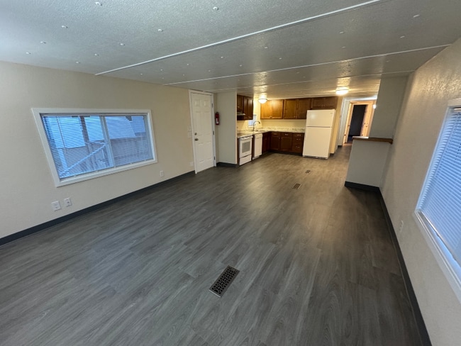 Photo - 3684 Beacon Loop