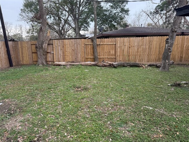Photo - 7070 Brace St