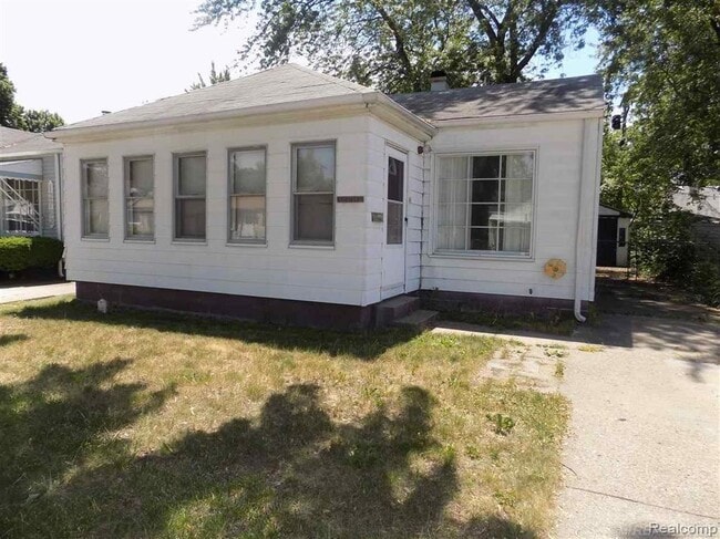 Building Photo - 12756 Prospect Ave