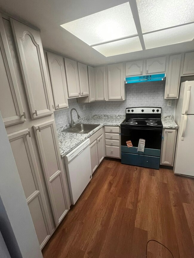 Photo - 21 Riverview Pl