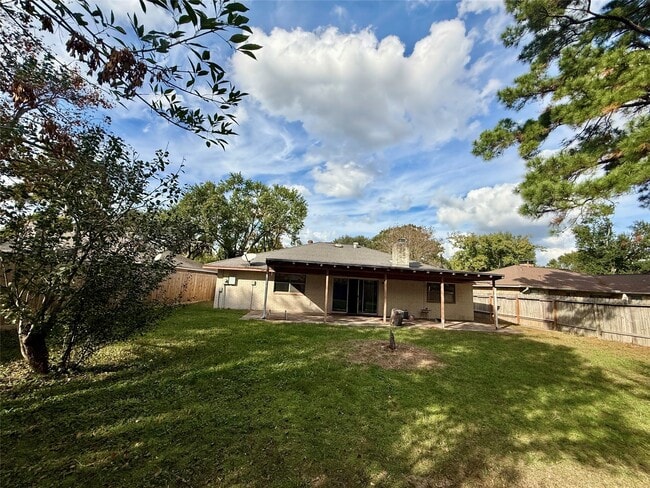 Photo - 3211 Hartfield Ln