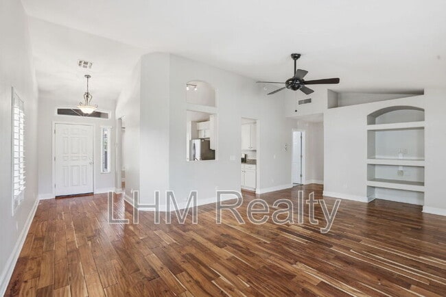 Photo - 1146 S Larkspur St Casa