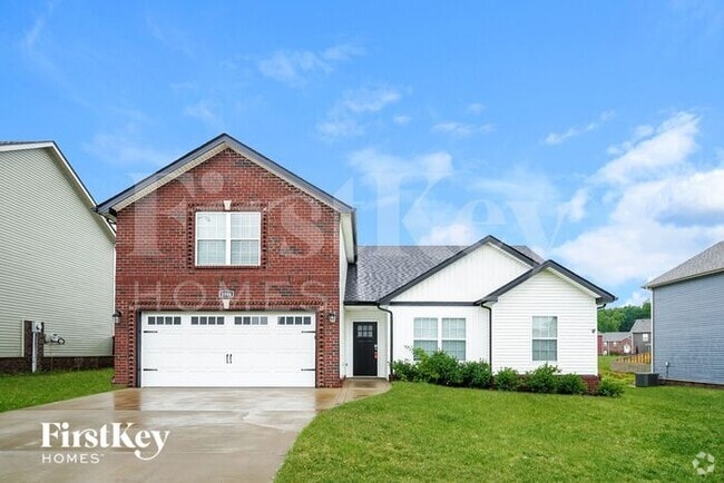 Building Photo - 1046 Whitney Dr Rental