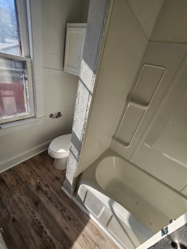 Photo - 1609 Spratley St Unidad B