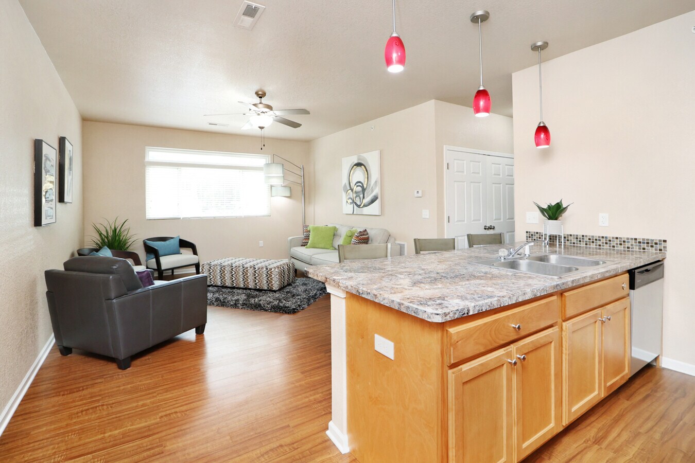 Photo - 1131 Bertrand St