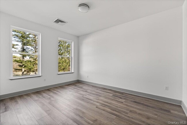 Photo - 75 Forester Ave