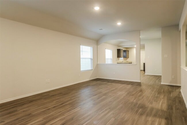 Photo - 2166 Middle Rdg Dr