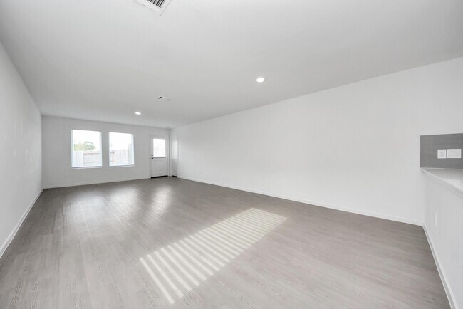 Photo - 248 Hazy Pnes Ln