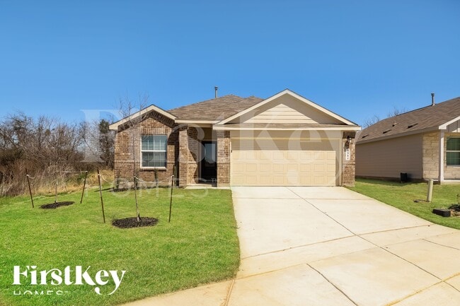 Building Photo - 9984 Sarrebourg St