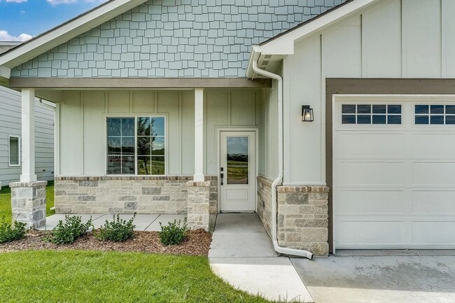 Photo - Beautiful and Modern 2 Bedroom